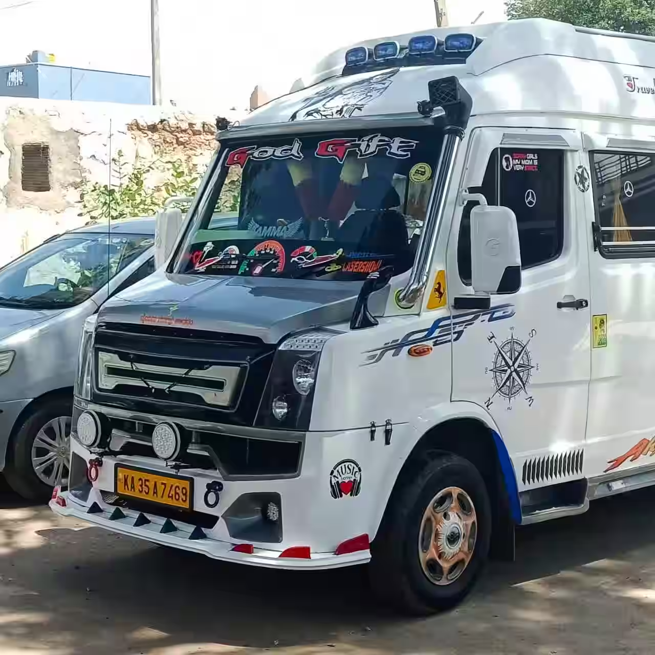 Force Tempo Traveller luxury group vehicle