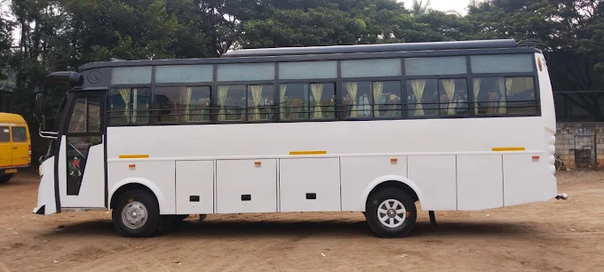 Luxury tour coach for grand delegations